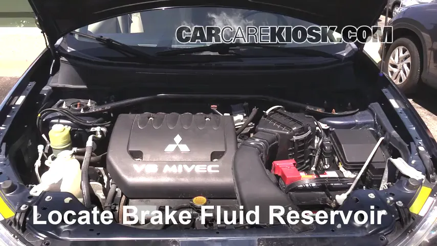 2009 Mitsubishi Outlander XLS 3.0L V6 Brake Fluid
